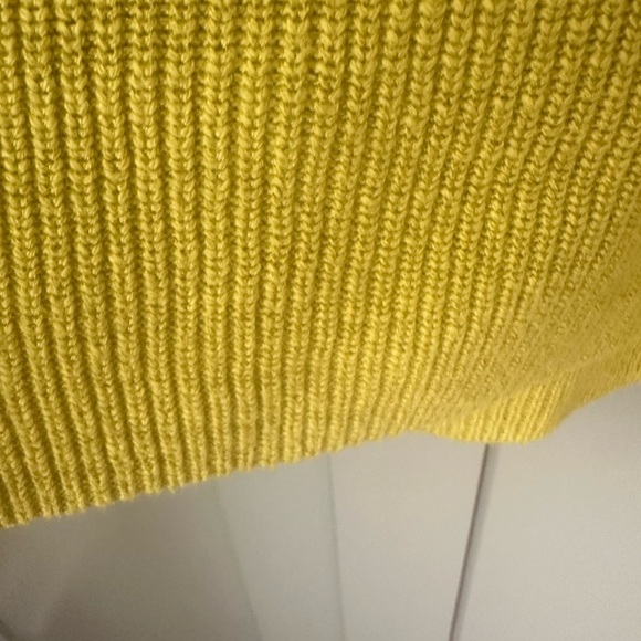 EUC Banana Republic Misses Spring Sweater, in Chartruese, Sz XL - Picture 8 of 10